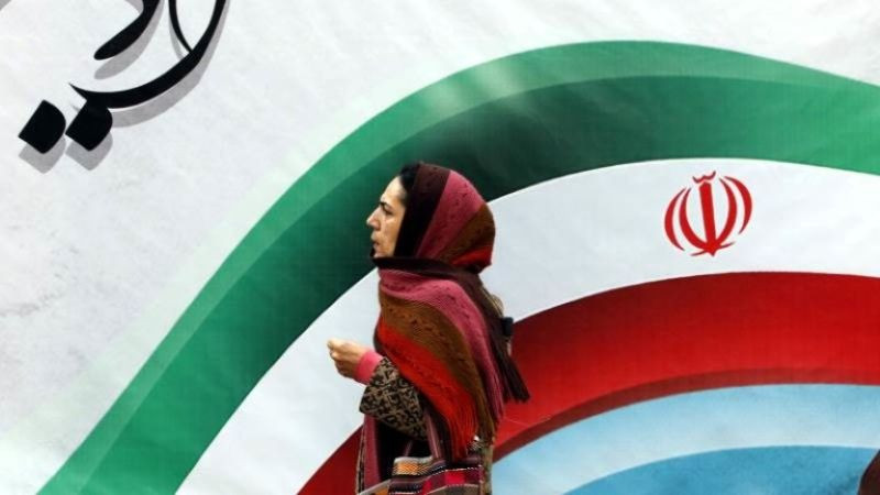 Иран обмисля отново да пусне интернета